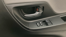 Toyota Yaris 1.5 VVT-i Icon Tech 5dr Petrol Hatchback